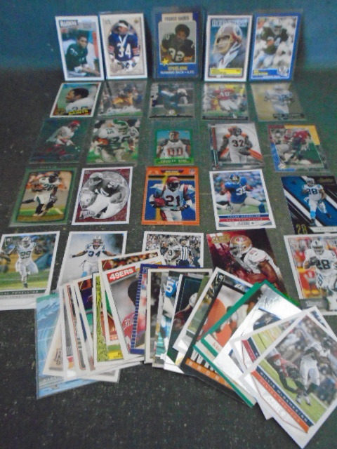 lot 64 image: 50 Running Backs & Rookie Football Cards