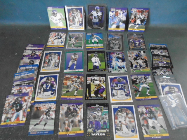 lot 75 image: Minnesota Vikings Football Cards