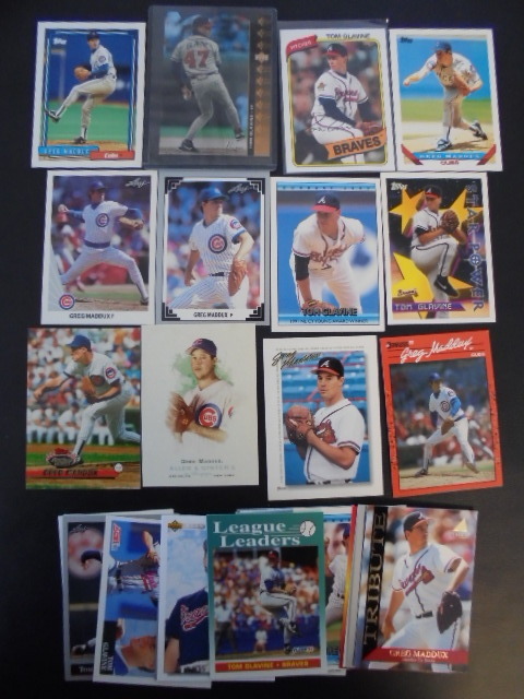 lot 16 image: Tom Glavine and Greg Maddux Baseball Cards