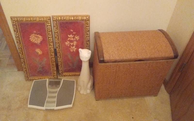 lot 31 image: Hamper (Full Of Bath Related), 2-Pictures, Scale, Cat Toilet Brush, 2-Rugs