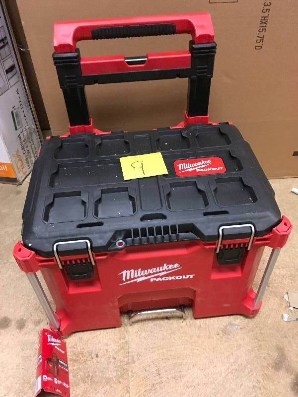 Milwaukee 48-22-8426 Packout Rolling Tool Box New