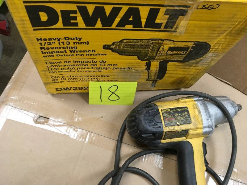 DeWalt Heavy-Duty 12 Revering Corded Electric Impact Wrench with Detent Pin Retainer used in good working condition