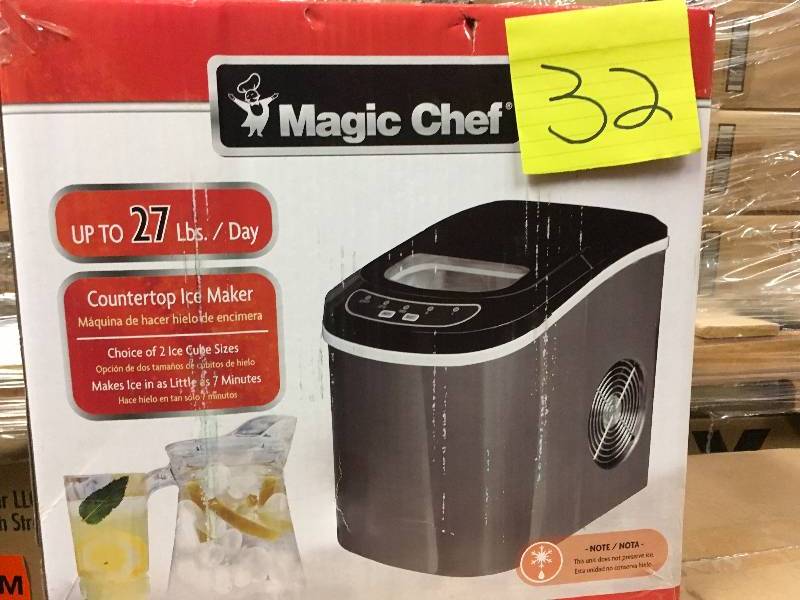 Magic Chef 27lb. Portable Countertop Ice Maker New