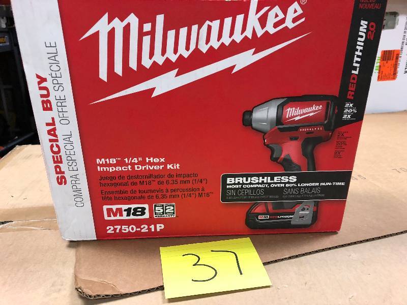 Milwaukee M18 18-volt Lithium-Ion Brushless Cordless 14 in. Compact Impact Driver Kit w(1) 2.0 Ah Battery,Charger and Tool Bag New