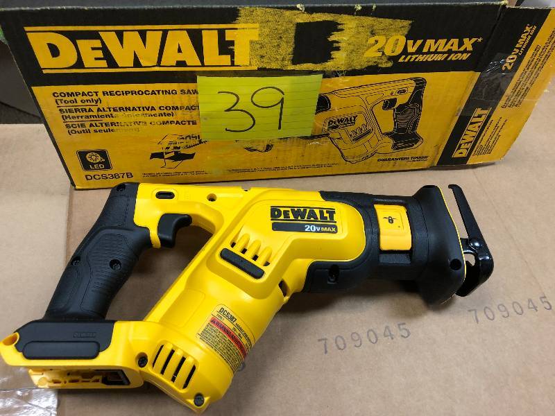 DeWalt 20V MAX Lithium-Ion Compact Reciprocating Saw- (Tool Only) New