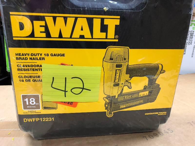 DeWalt Heavy Duty 18 Gauge Brad Nailer New
