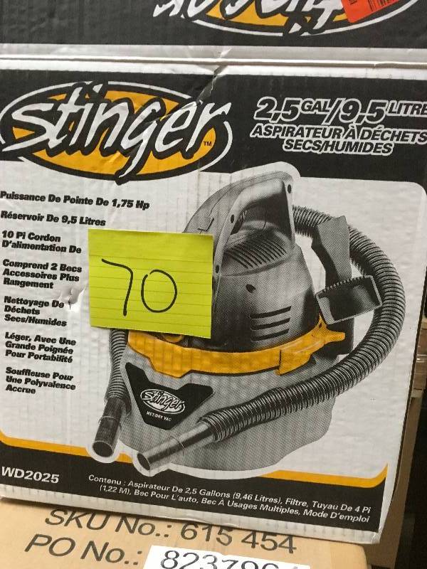 Stinger 2.5 Gal. 1.75-Peak HP Compact Wet Dry Vac uszed in working condition