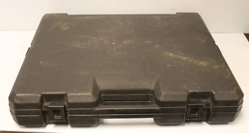 lot 10 image: Porta Nails 3 - in - 1 Pneumatic Floor Nailer And Stapler