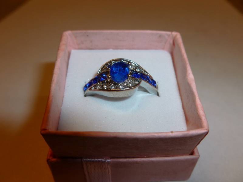 Ladies Ring