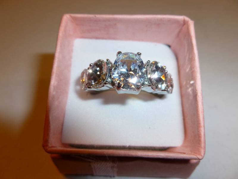 Ladies Ring