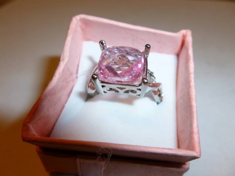 Ladies Ring