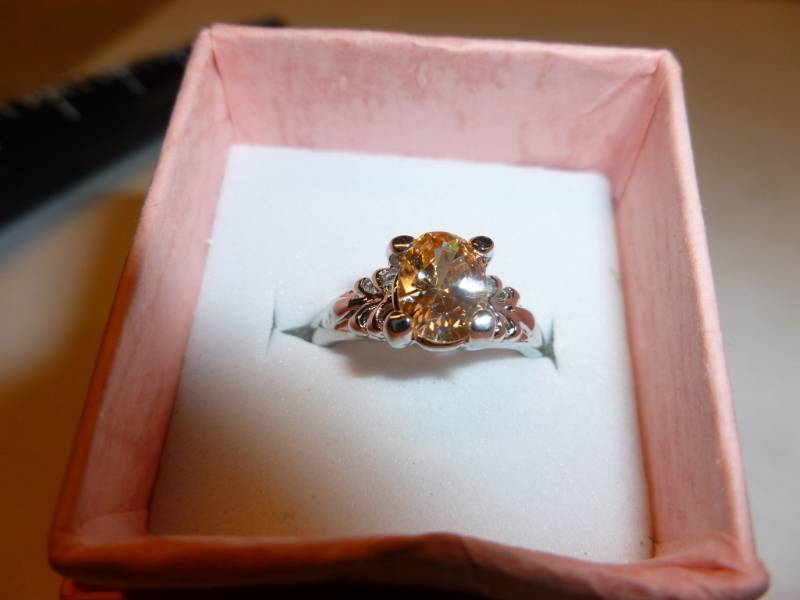 Ladies Ring