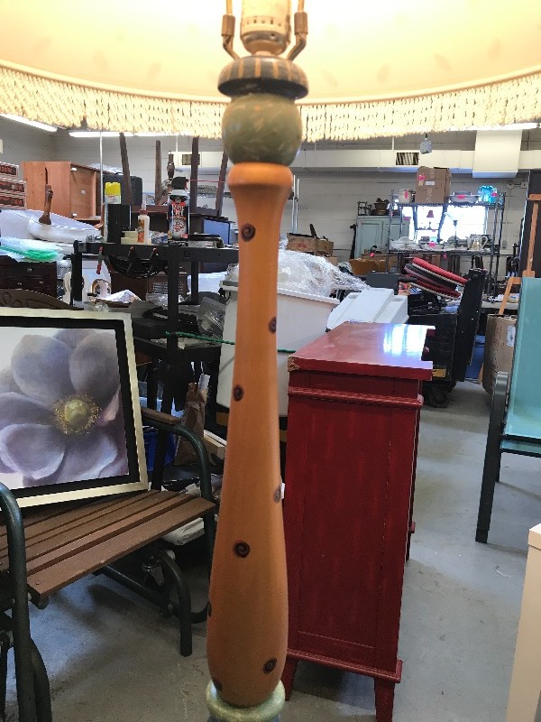 lot 607 image: FLOOR LAMP BY ARTIST AUTUMN ROSENBERG
