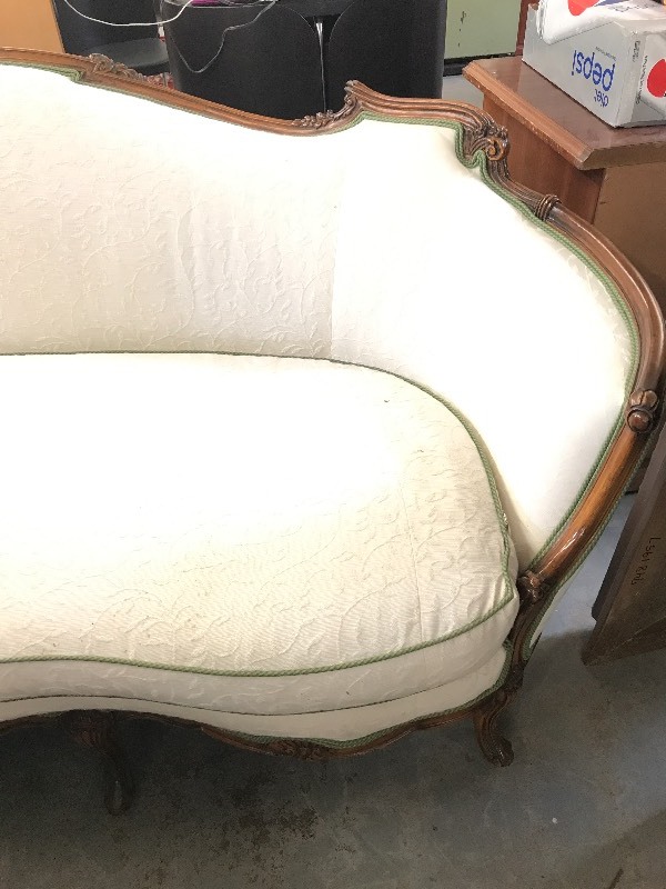 lot 608 image: PARLOR SOFA