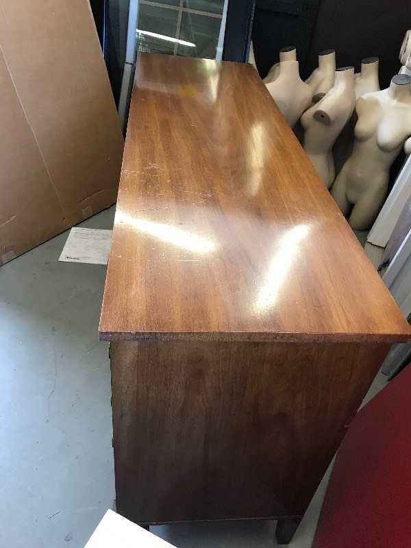 lot 616 image: MAHOGANY DRESSER