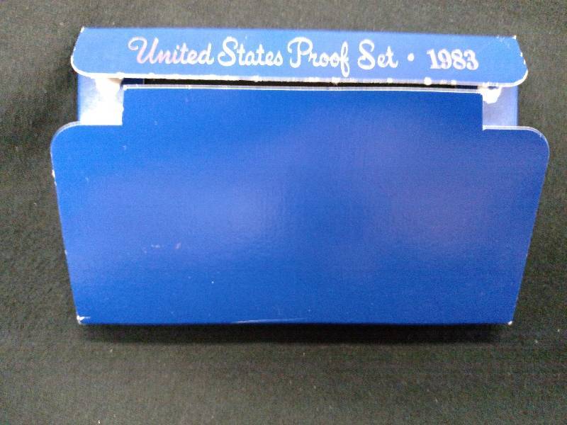 lot 182 image: 1983 U.S Proof Coin Set...
