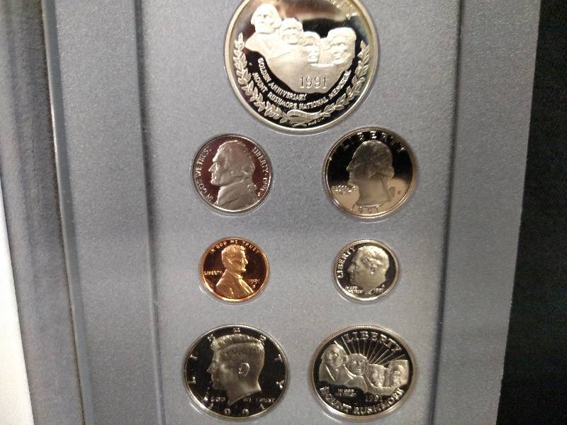 lot 192 image: 1991 Prestige Set, Mount Rushmore A...