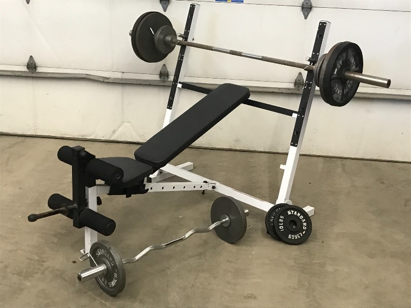 lot 15 image: Body-Solid Weight Lifting Set ...