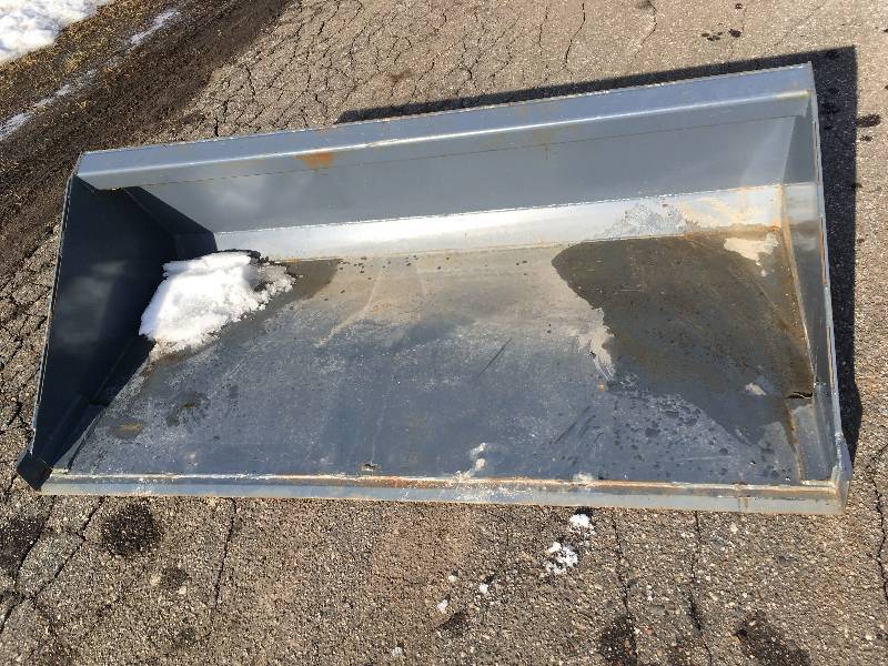 Brand New Skid Steer Dirt Bucket