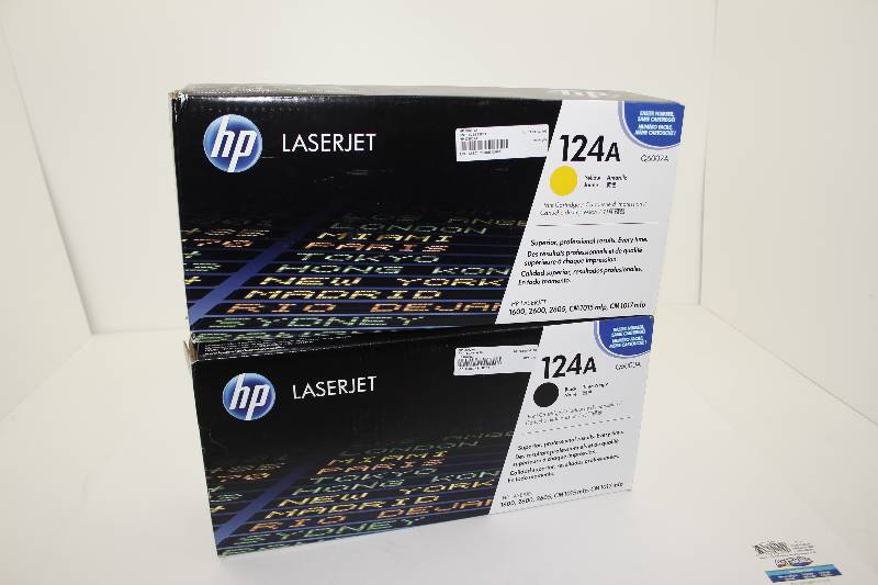 lot 16 image: Lot of 2 HP LaserJet ink for 124A (Q6000A, and Q6002A)