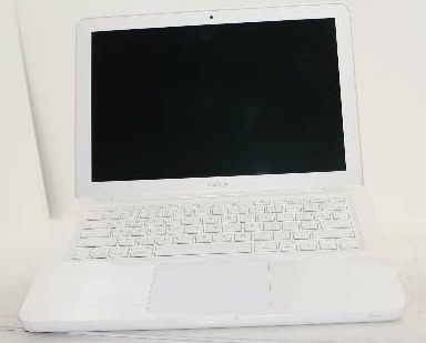lot 43 image: Apple MacBook White intel core 2 Duo 2.26GHZ