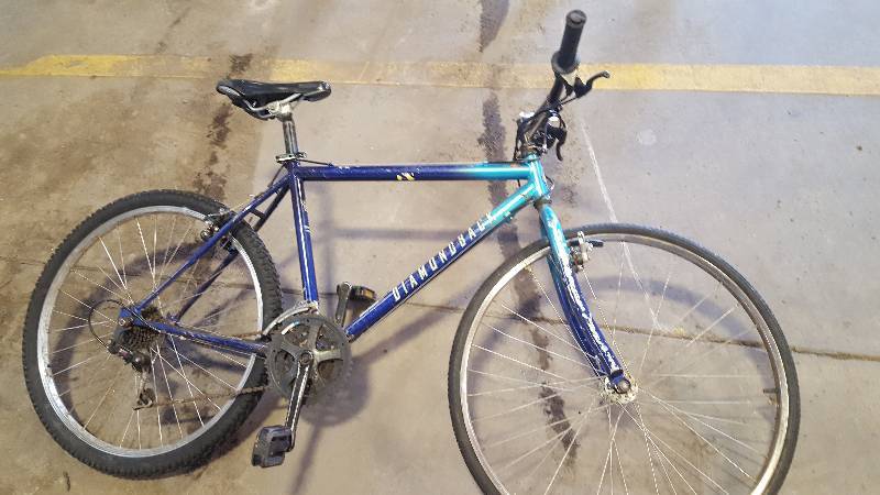 lot 412 image: Diamondback    Bike with BlueTeal 18in. Frame, 22in. Wheel