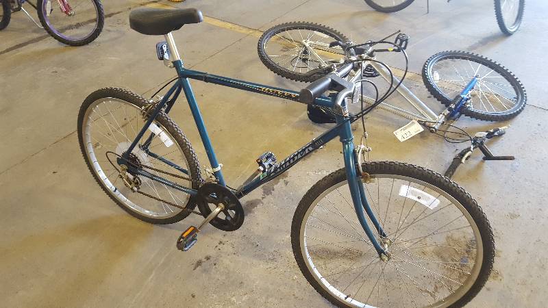 lot 421 image: Huffy Timber 10-speed Style Bike with Teal 21in. Frame, 22in. Wheel