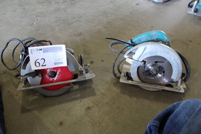 lot 62 image: Lot of (2) 7.25in. Circular Saws
