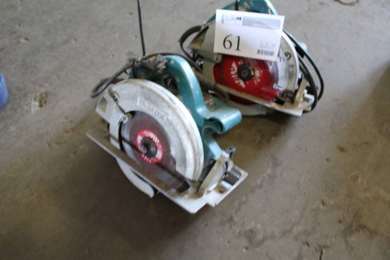 lot 61 image: Lot of (2) Makita 7.25in. Circular Saws