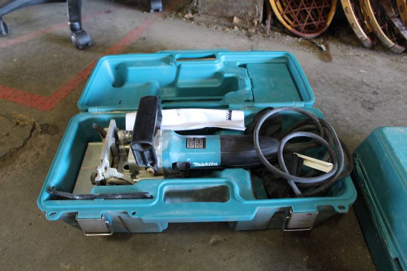 lot 56 image: Makita 4in. Plate Joiner w Case