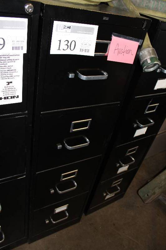 lot 130 image: Hon 3-Drawer Metal File Cabinet