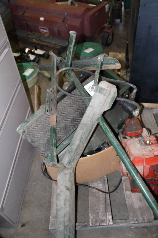 lot 52 image: Commercial Conveyor Parts