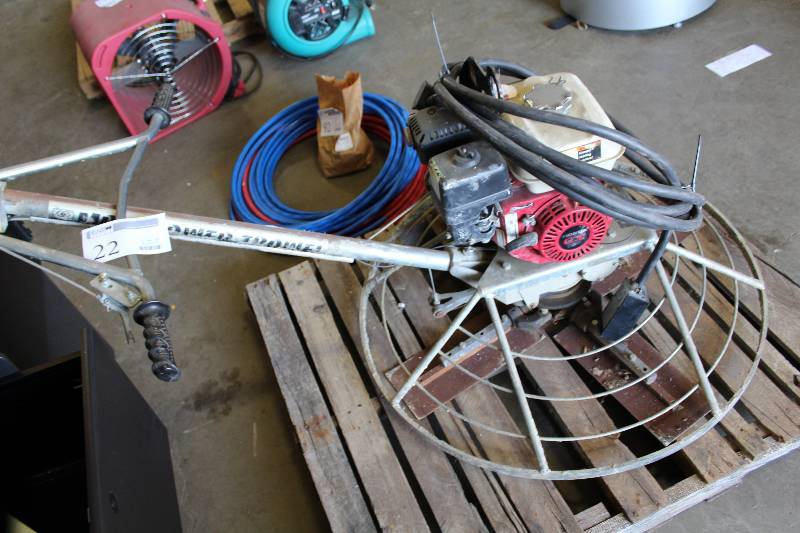 lot 22 image: Power Trowel