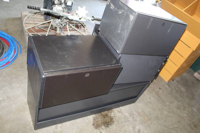 lot 127 image: Lot of (4) Personal Storage Cabinets