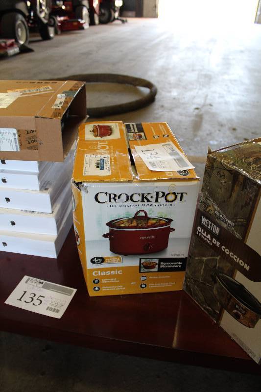 lot 134A image: Rival 4-Quart Crock Pot Slow Cooker