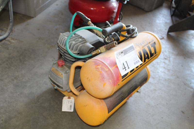 lot 41 image: DeWalt Air Compressor