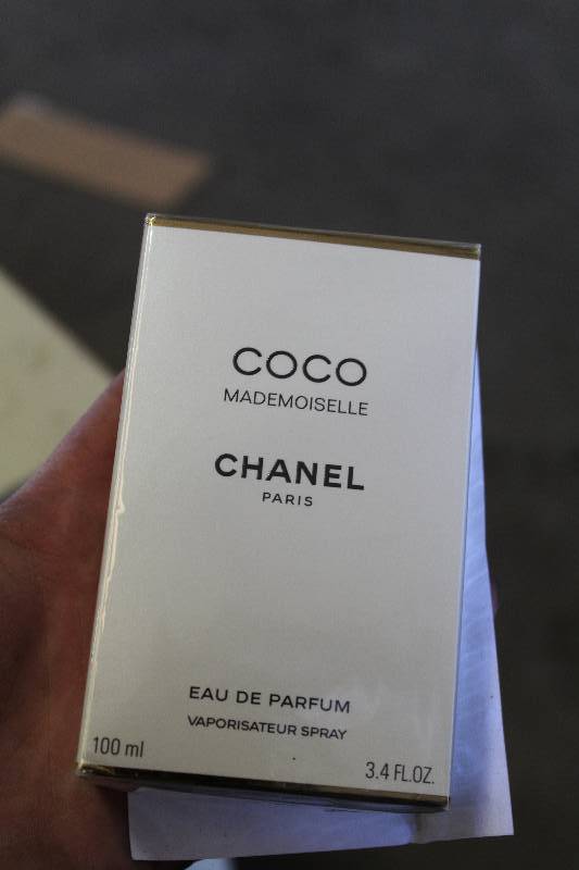 lot 181 image: Chanel Coco Perfume