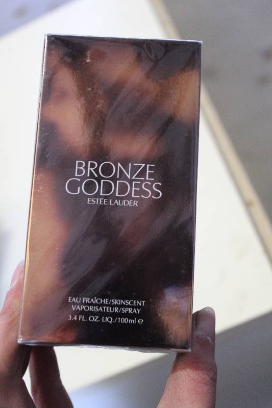 lot 207 image: Este  Lauder Goddess Perfume