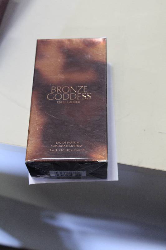 lot 214 image: Este  Lauder Goddess Perfume