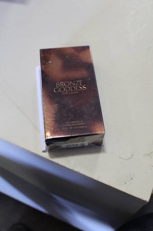 lot 212 image: Este  Lauder Goddess Perfume
