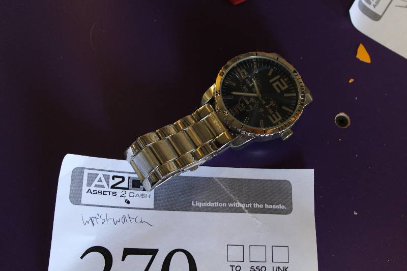lot 270 image: Mens Silver Band Wrist Watch