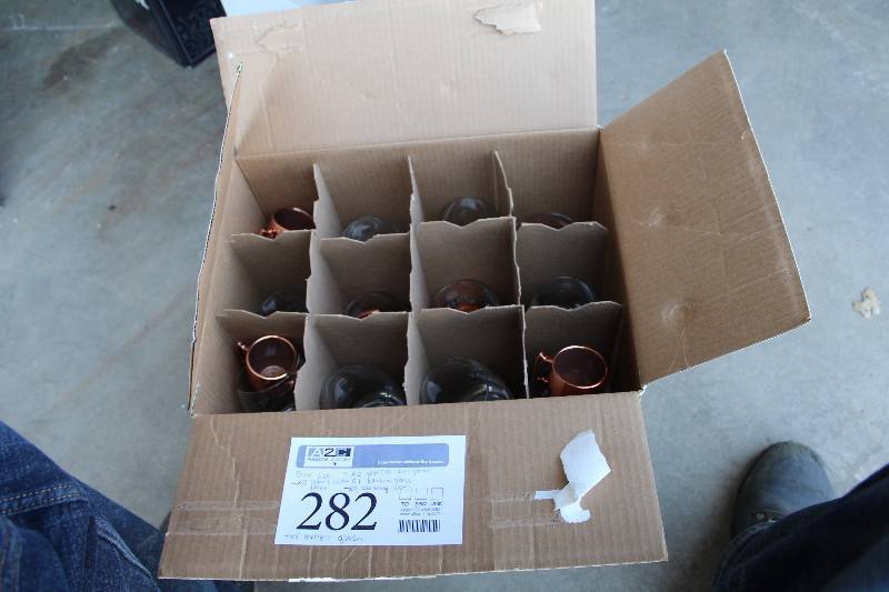 lot 282 image: Box Lot of Glassware - Sobieski Shot, Kahlua, Glen Murray, Merrys, Cooper & Thief