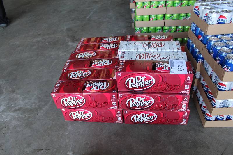 lot 332 image: 12oz. Cans Dr. Pepper