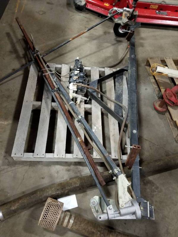 lot 16A image: Three Point Hitch Mounted Boom Sprayer