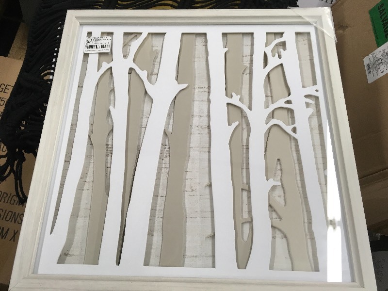 lot 306 image: 15 X 15 DIMENSIONAL WALL ART