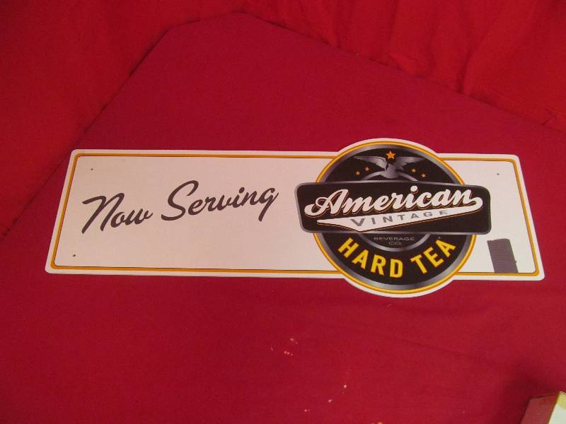 lot 6 image: sign
