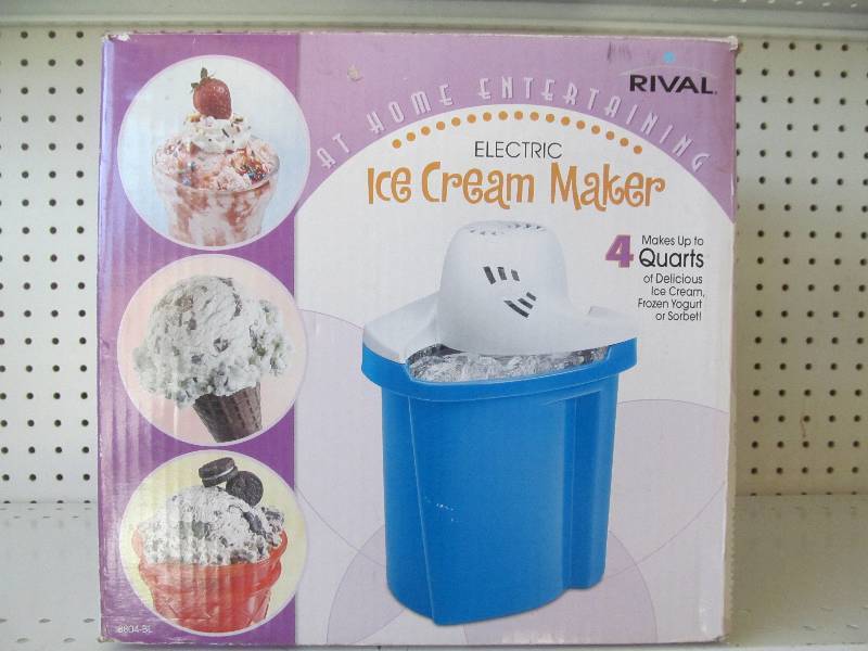 lot 76 image: Rival ice cream maker