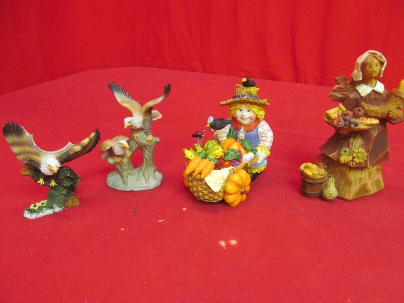 lot 105 image: statues