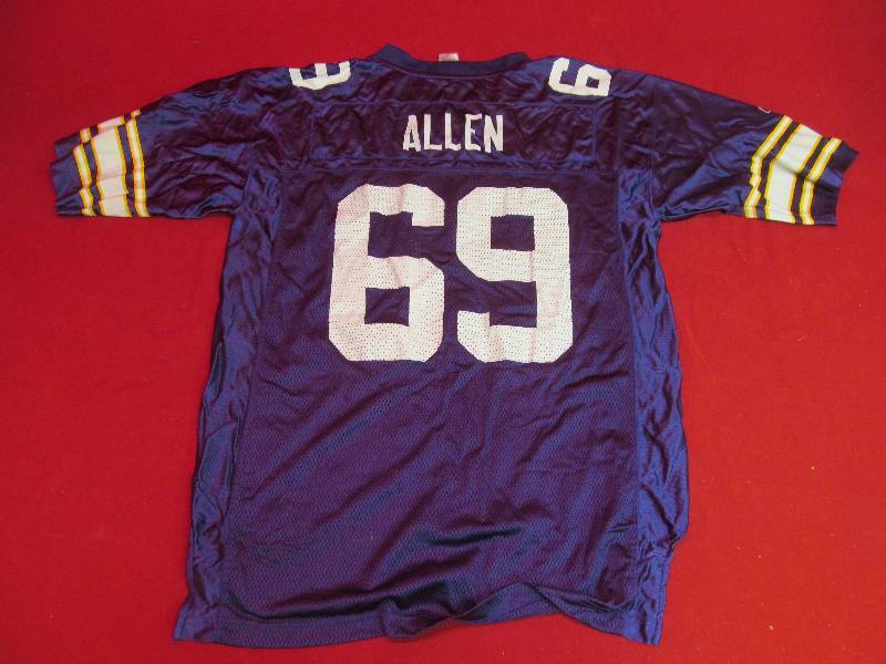 lot 133 image: Viking jersey