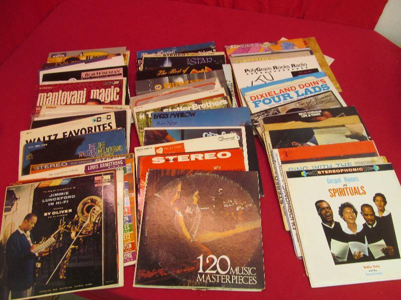 lot 155 image: record albums